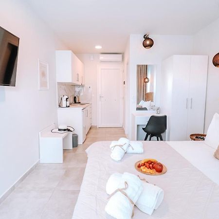 Sithon Diamond Suites 2 Никити Екстериор снимка